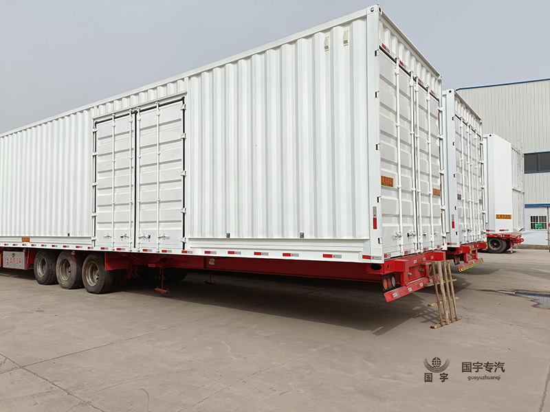 廂式半掛車，促進(jìn)物流業(yè)發(fā)展！